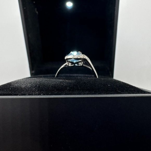 Beautiful Heart Shape Natural Blue Topaz and Diamond Ring Size 8.25 - Picture 12 of 15